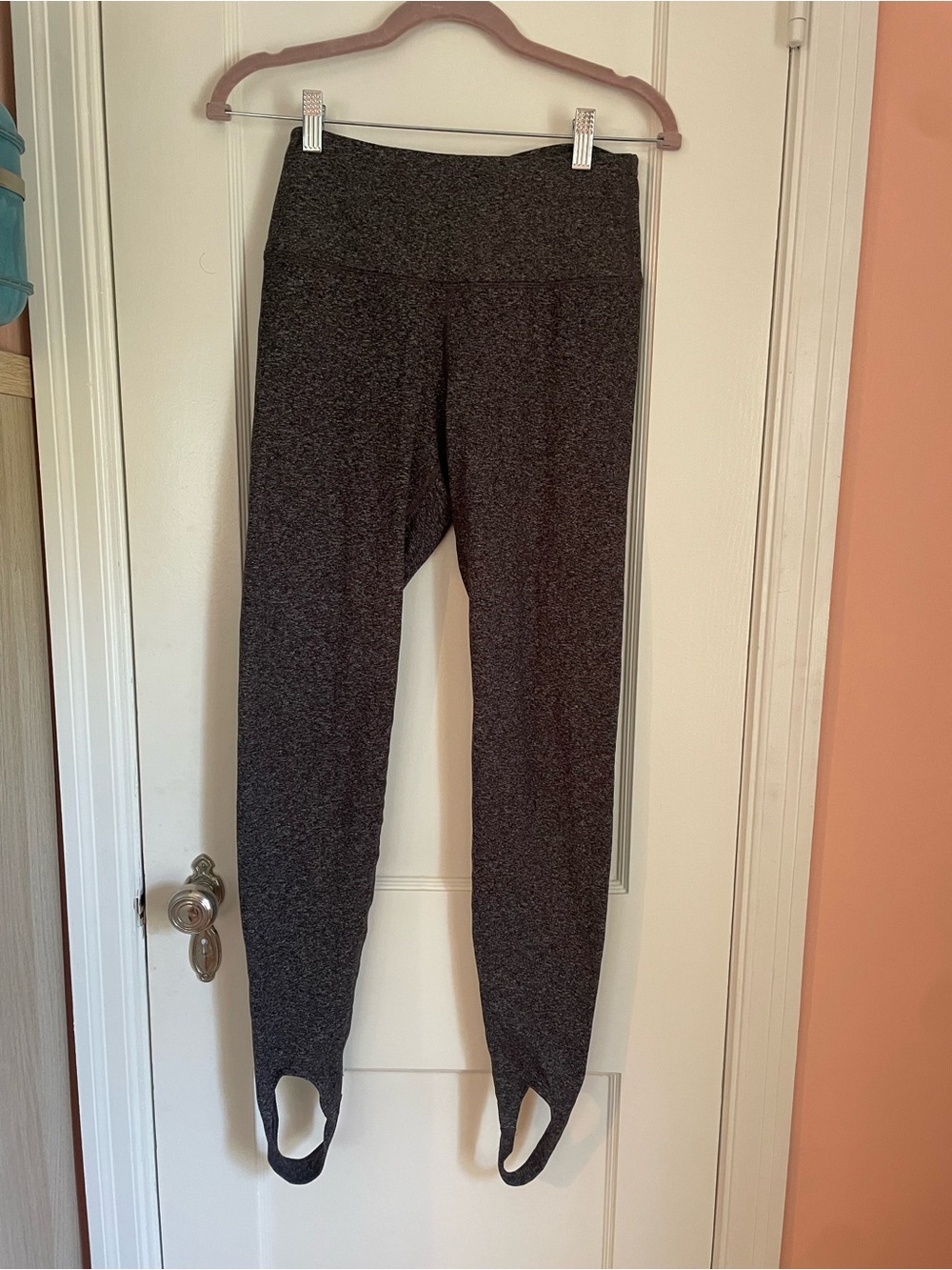 Old Navy Dark Heather Stirrup Leggings